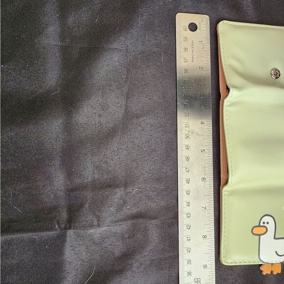 Luck Duck Folding Duck Wallet - Picture 4 of 7